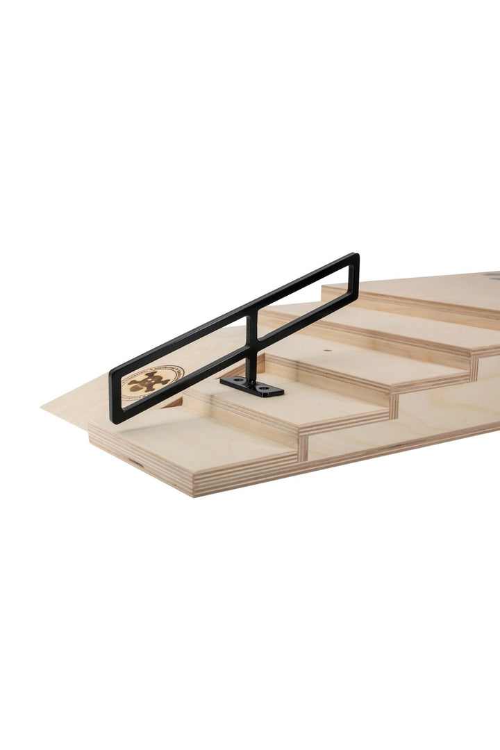 5 Stair Gap to Rail