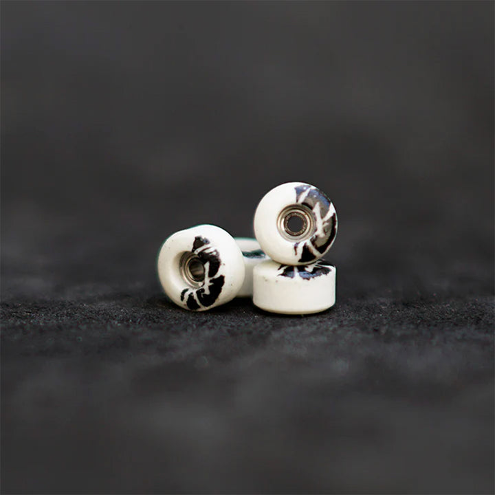 Oak Wheels RV2 Inverted Oak Wuitton White