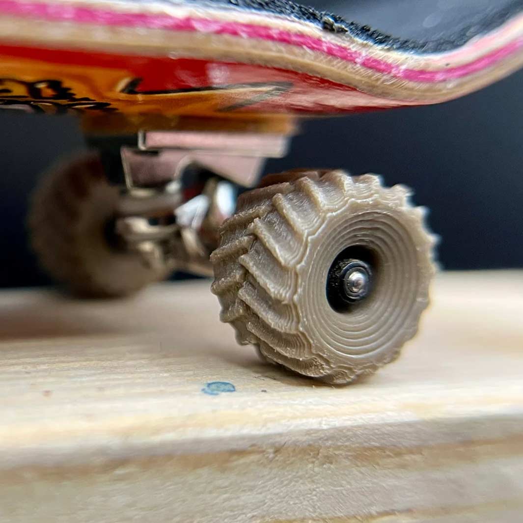 DGFB Monster Wheels Hollow